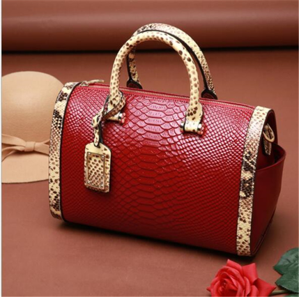 ladies leather handbags