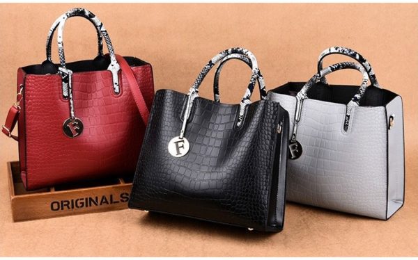 DIVINE tote Alligator Pattern Handbags for Woman - Image 3